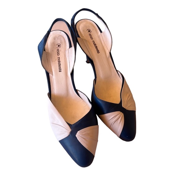 Enzo Malatesta Blue and White Vintage Heels Size 37. Size US 6. Heel Height 3”. - Picture 2 of 4